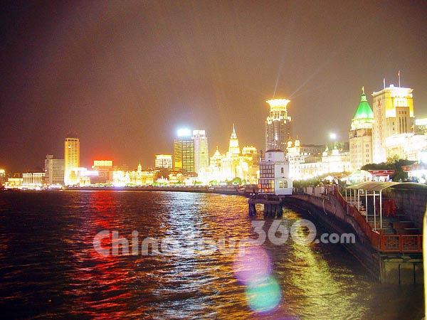 The night scene along the Huangpu River