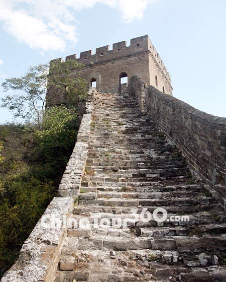 Destroyed Jinshanling Great Wall