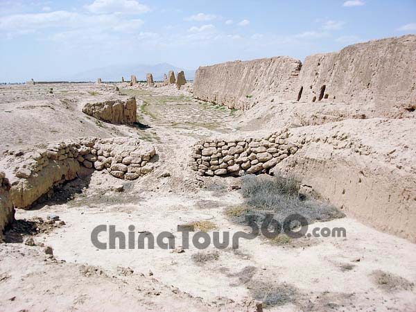 Shandan Great Wall in Zhangye