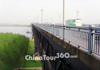 Nanjing Yantze River Bridge
