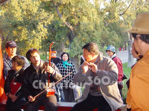 Leisure Time of Local People in Beijing Temple of Heaven