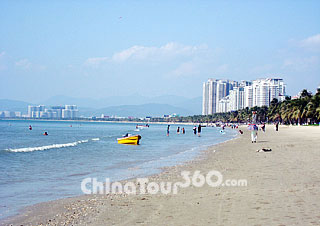 The Beach of Dadonghai