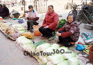 Market in Fuli Town, Yangshuo