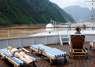 On-board Experience, Yangtze Cruise